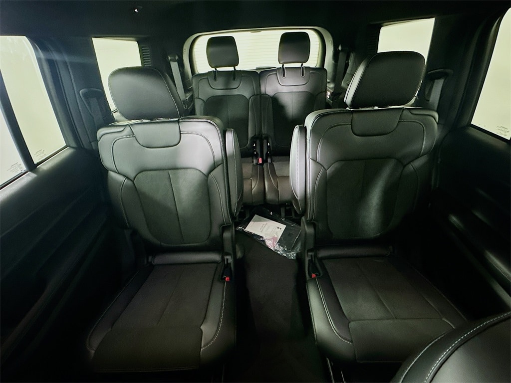 JeepGrand Cherokee L10