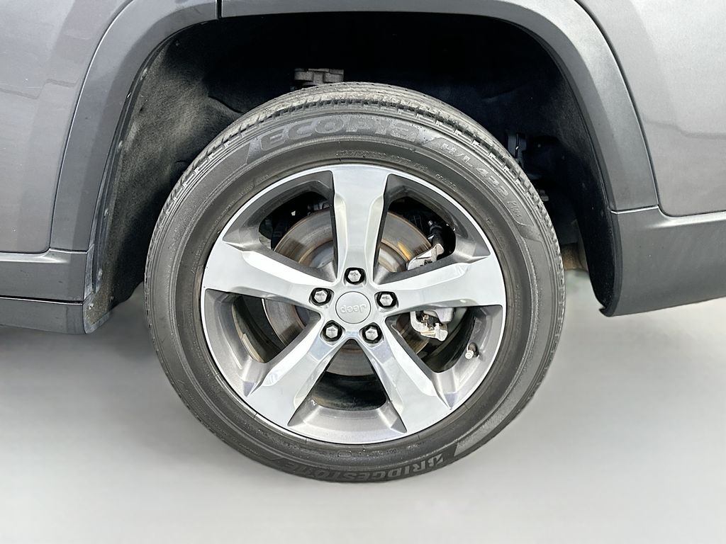 JeepGrand Cherokee L34