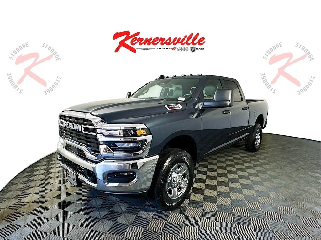 2025 Ram 2500 Tradesman photo 3