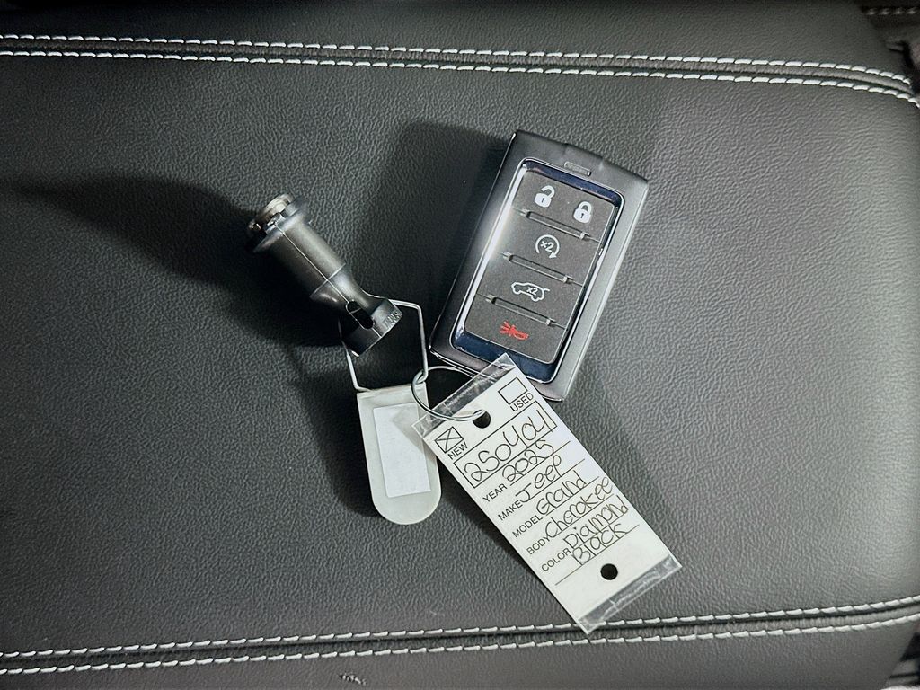 JeepGrand Cherokee20