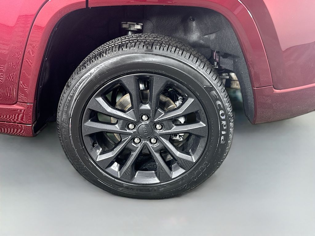 JeepGrand Cherokee17