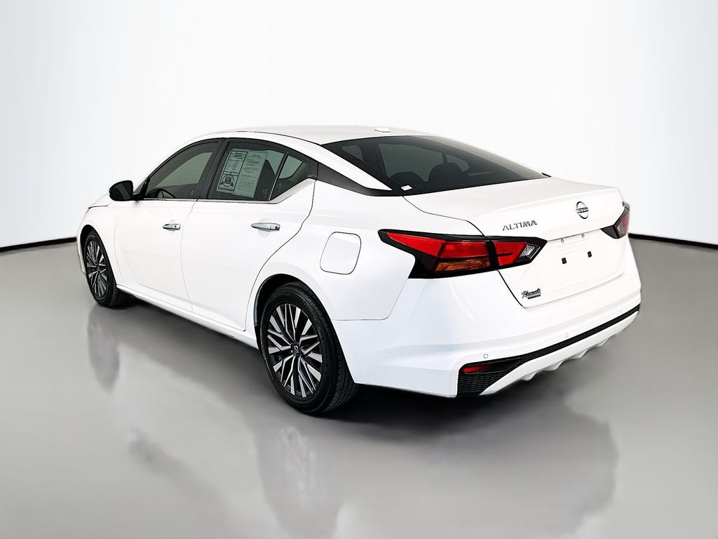 NissanAltima5
