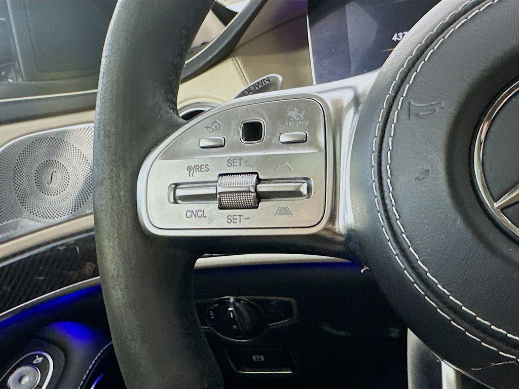 Mercedes-BenzS-Class26