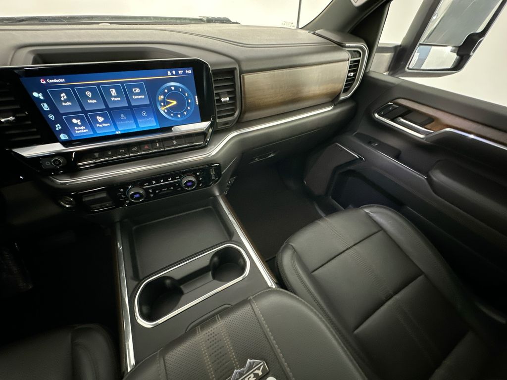 ChevroletSilverado 2500HD11