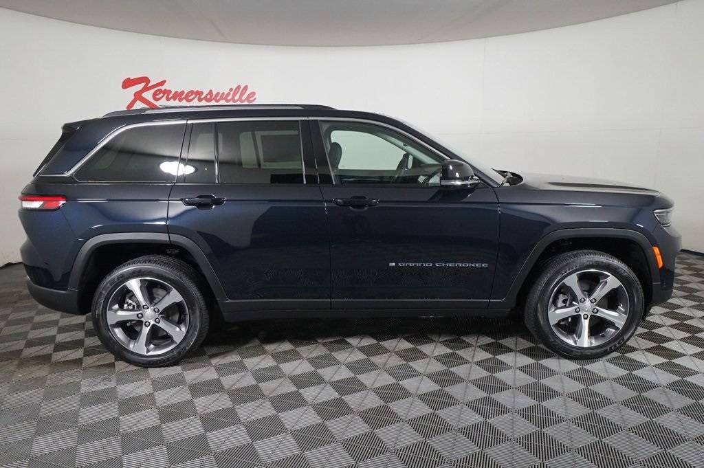 JeepGrand Cherokee9