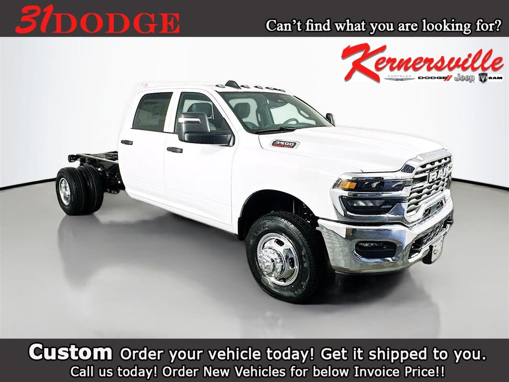 2026 RAM 3500 Tradesman 4X4 Crew Cab's photo
