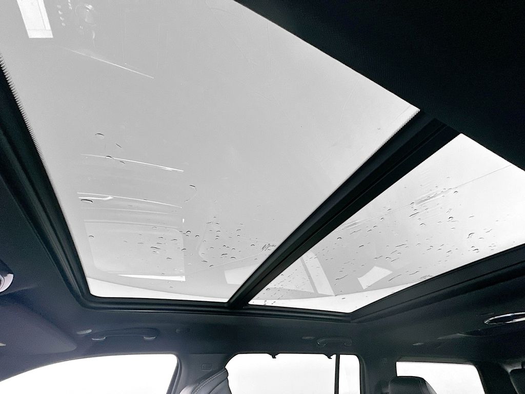 JeepGrand Wagoneer14