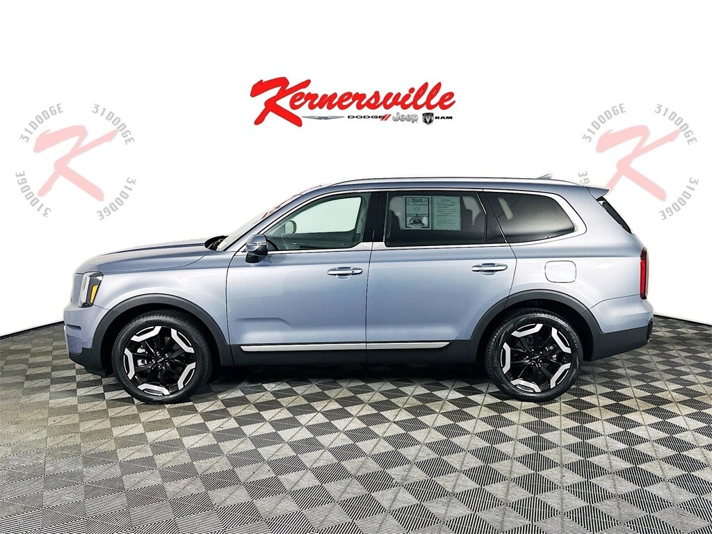 2025 Kia Telluride S photo 4
