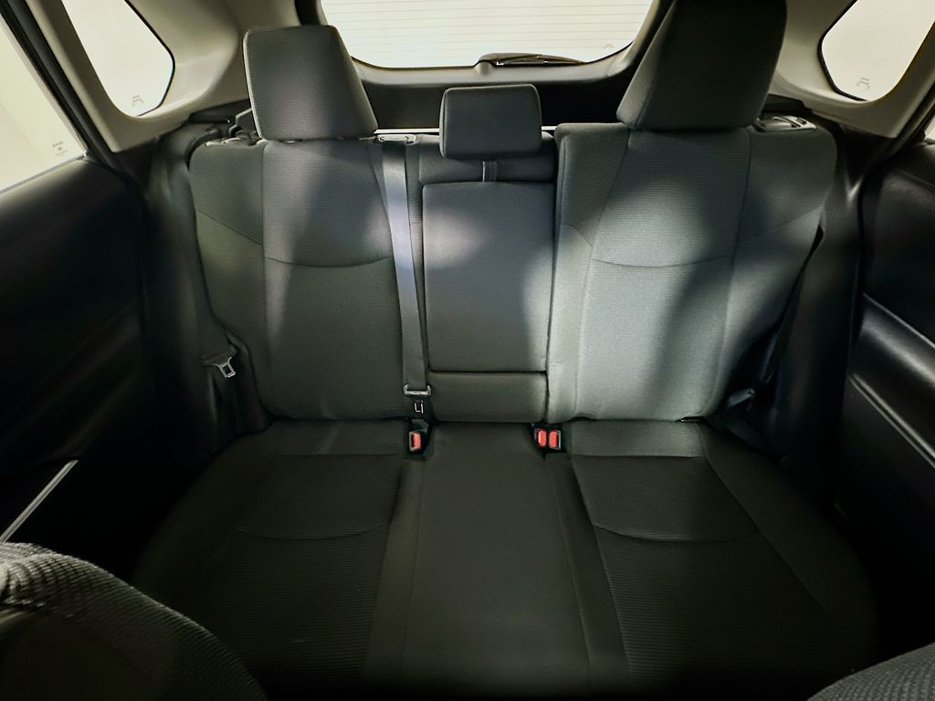 ToyotaRAV4 Hybrid13