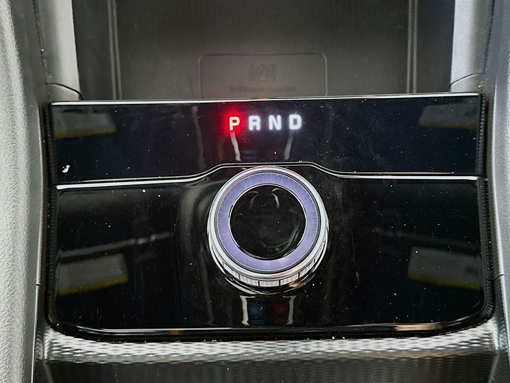 JeepGrand Cherokee L16