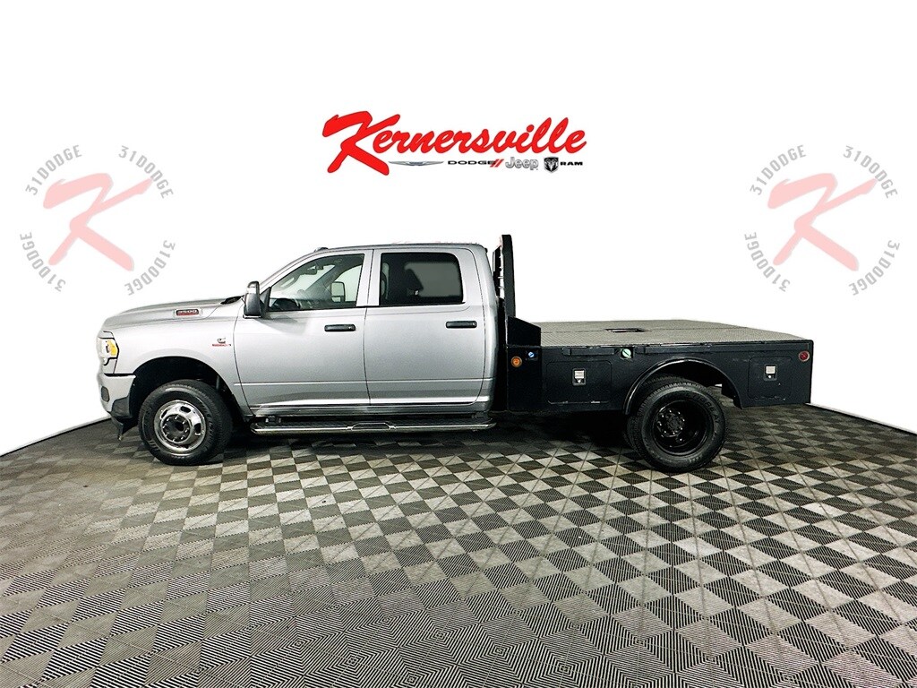 2023 Ram 3500 Tradesman photo 4
