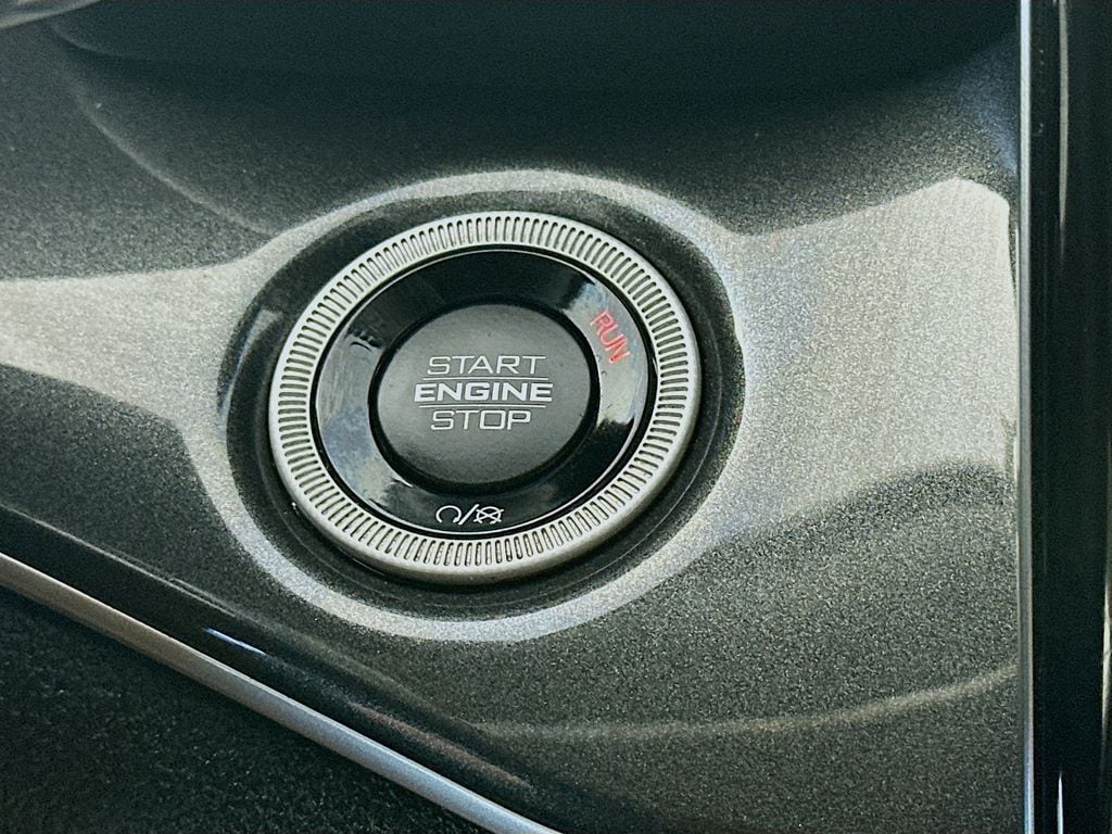 JeepGrand Cherokee L27