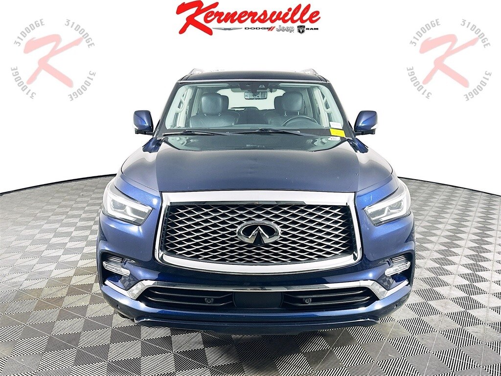 2020 Infiniti QX80 Luxe photo 2