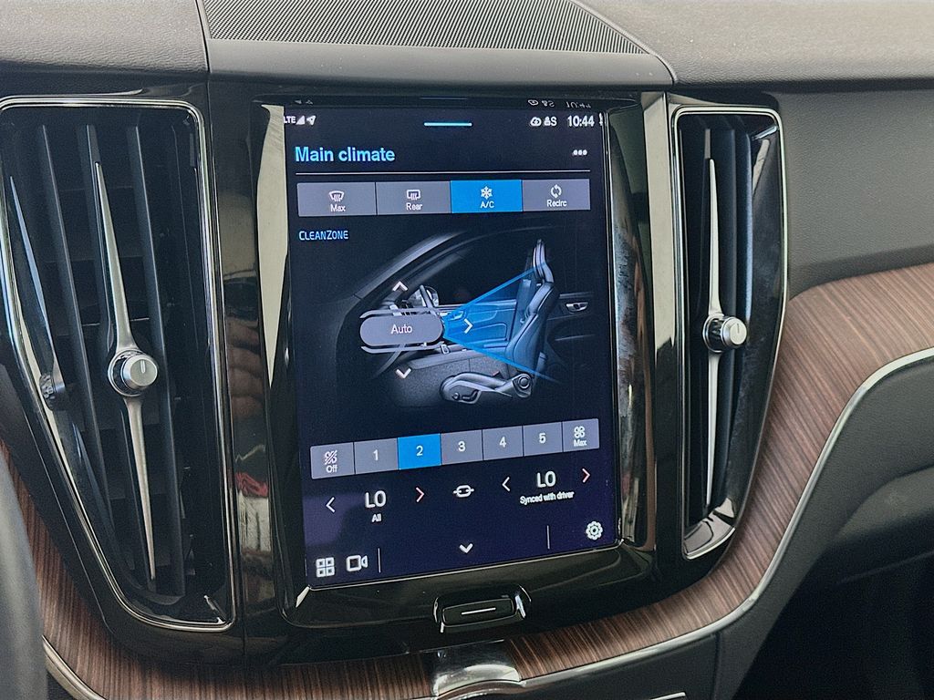 VolvoXC6018