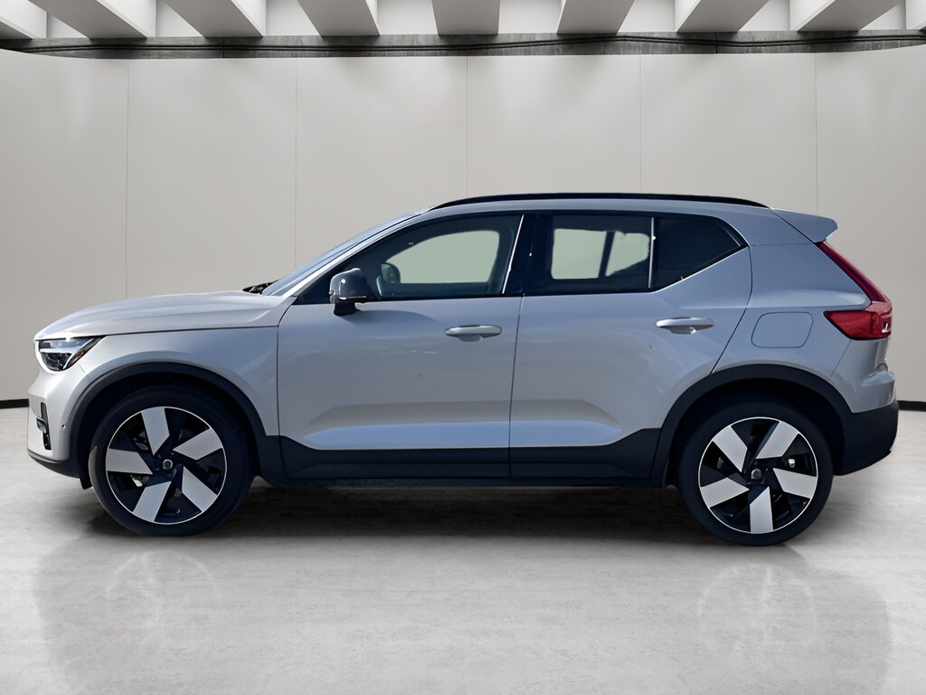 Used 2023 Volvo XC40 Recharge Pure Electric Twin Ultimate SUV