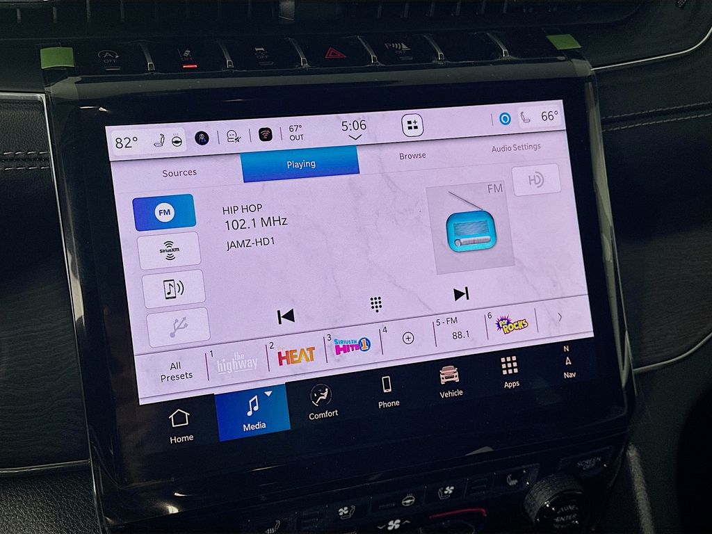 JeepGrand Cherokee13