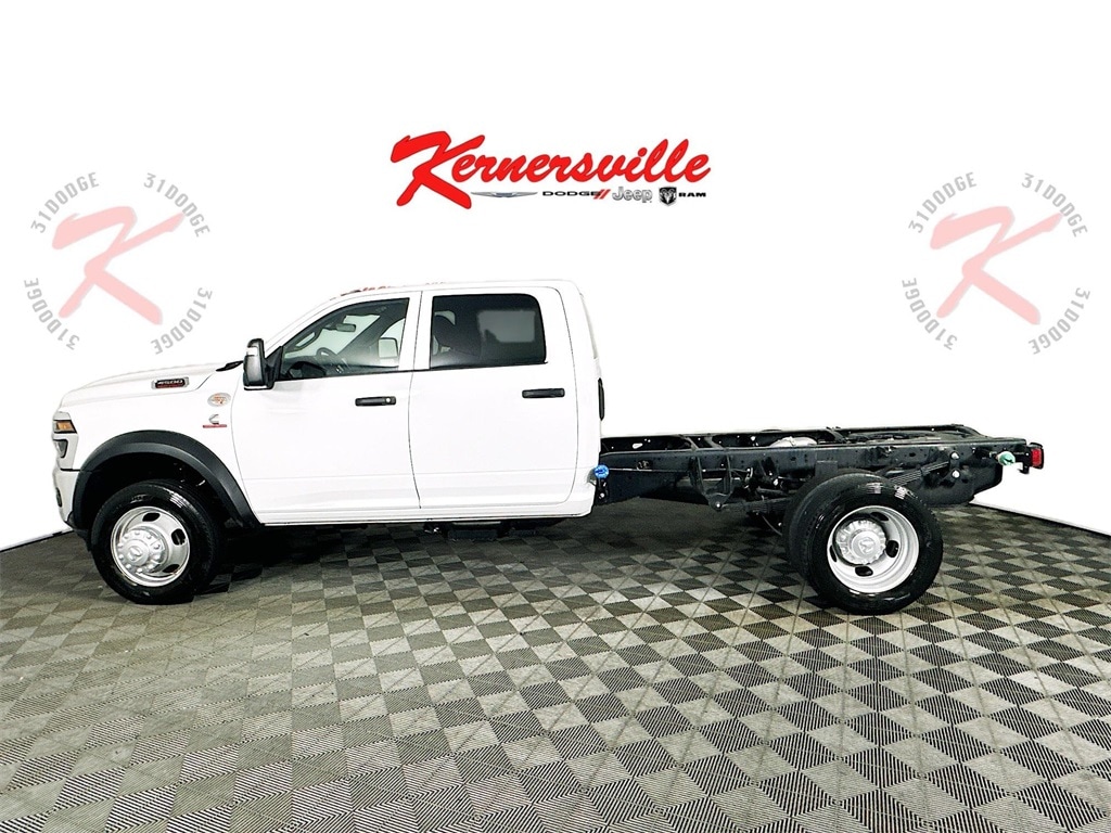 New 2025 Ram 4500 Chassis Tradesman 60CA Dually Truck Crew Cab