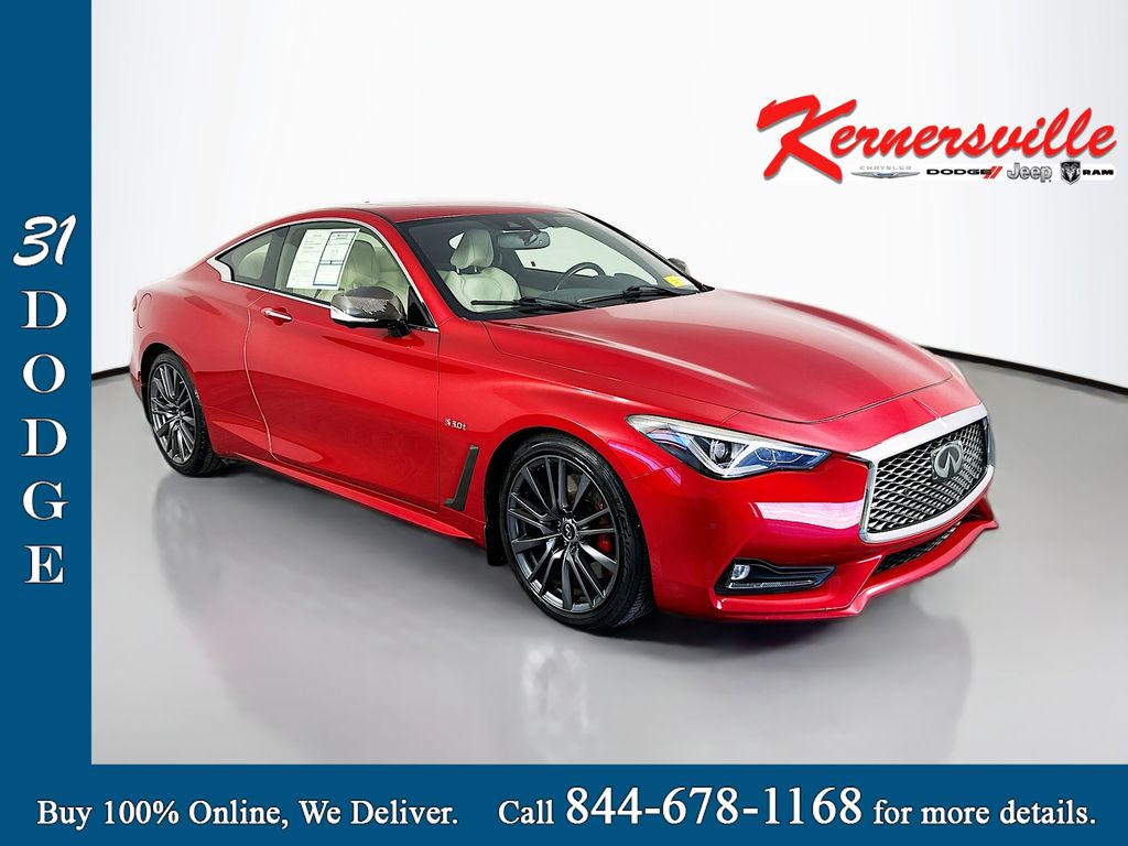 2017 INFINITI Q60 Red Sport 400's photo