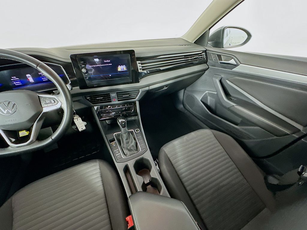 VolkswagenJetta13