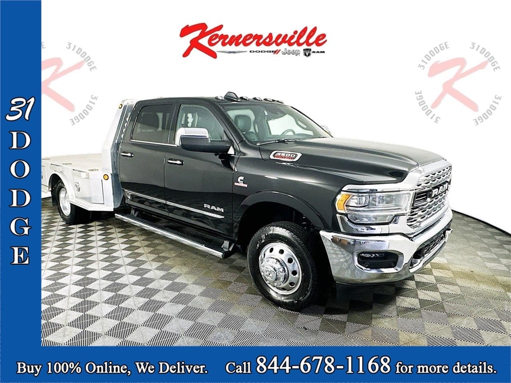 2022 RAM Ram 3500 Chassis Cab Limited's photo