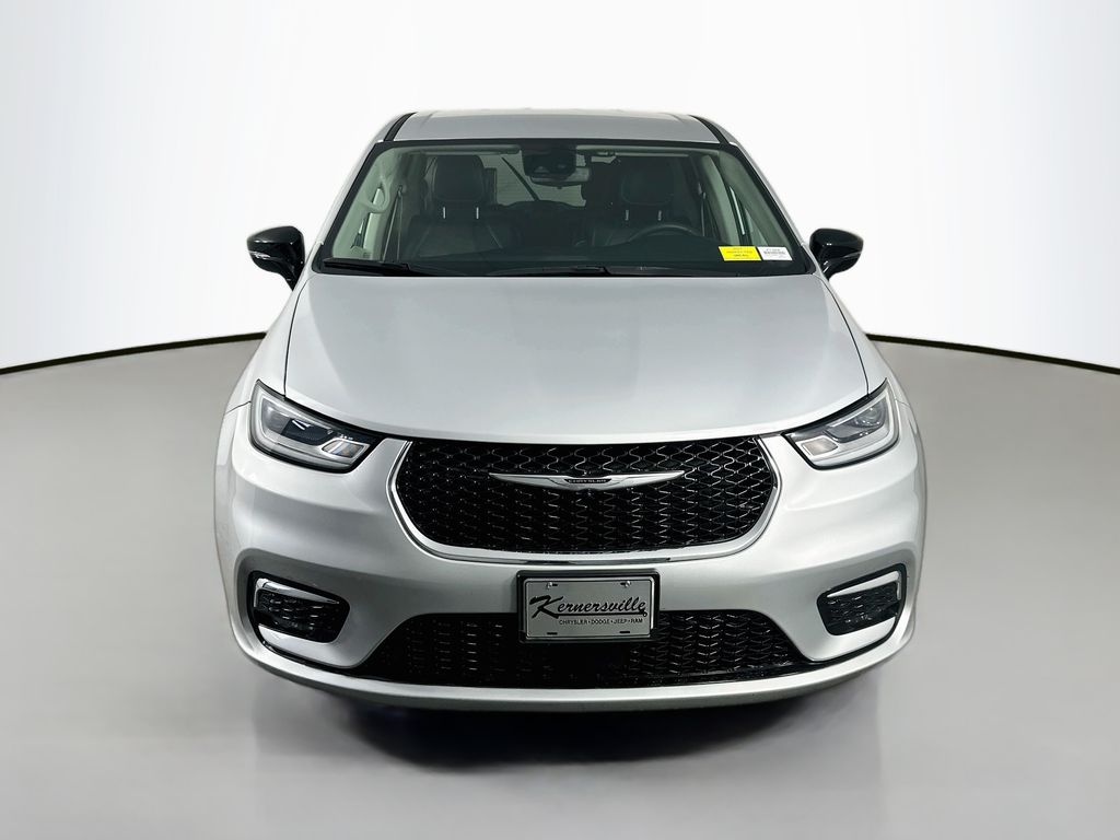 ChryslerPacifica2