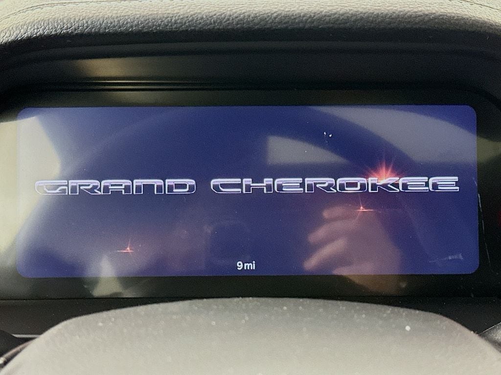 JeepGrand Cherokee L11