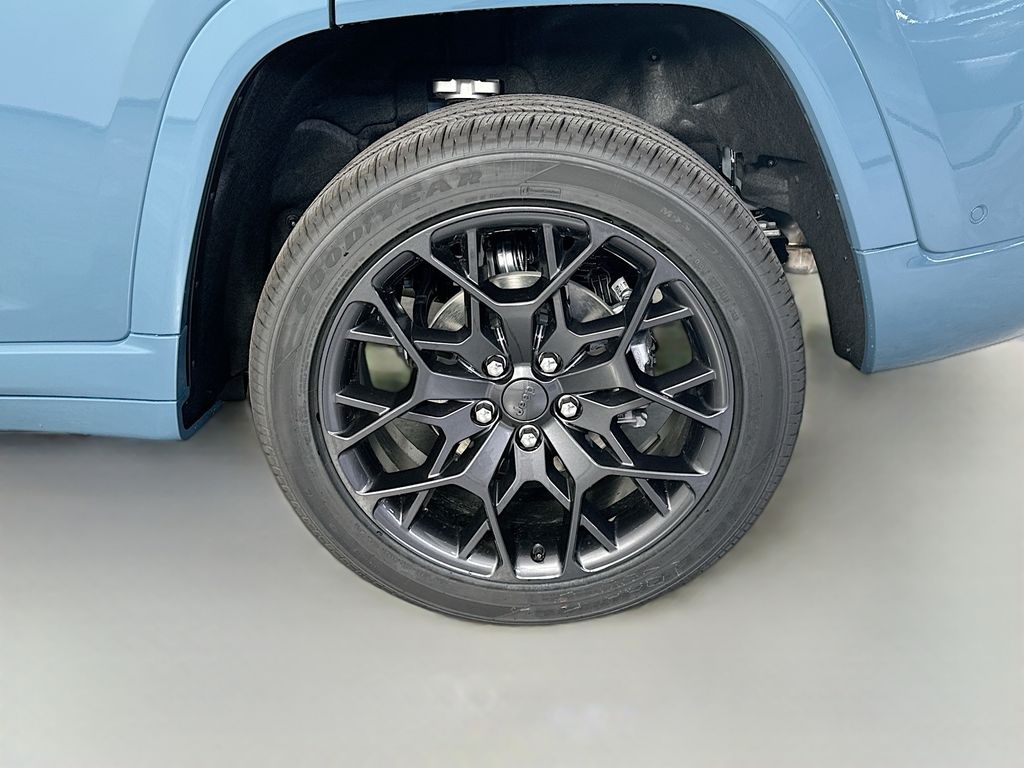 JeepGrand Cherokee17