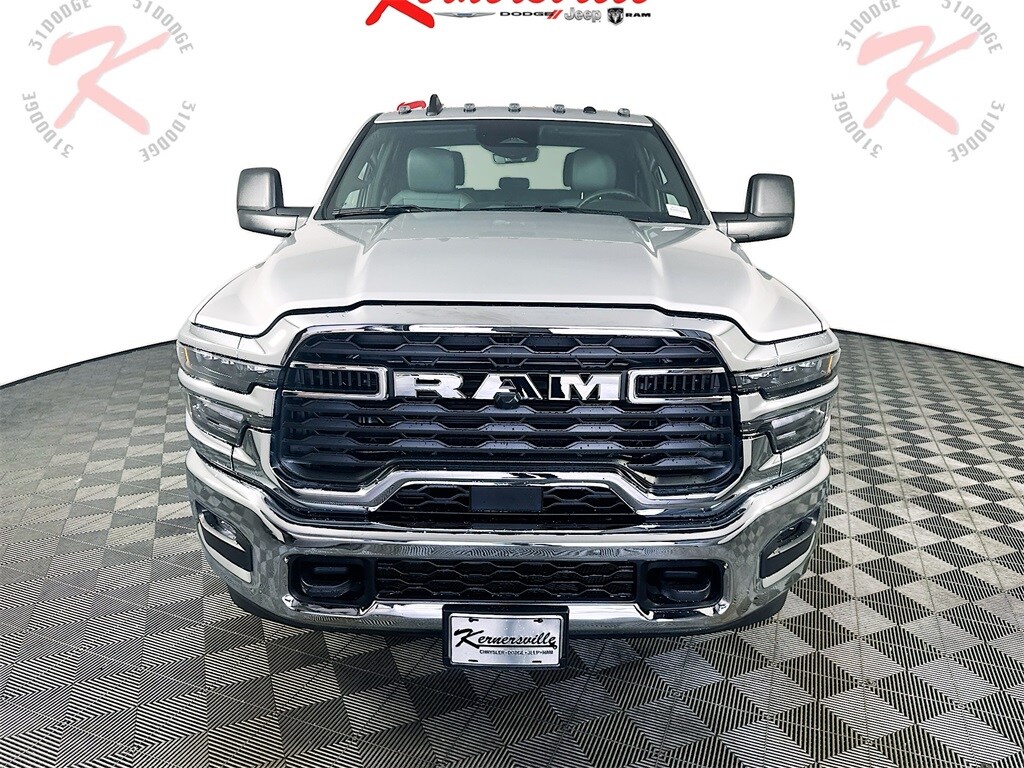 2026 Ram 2500 Tradesman photo 2