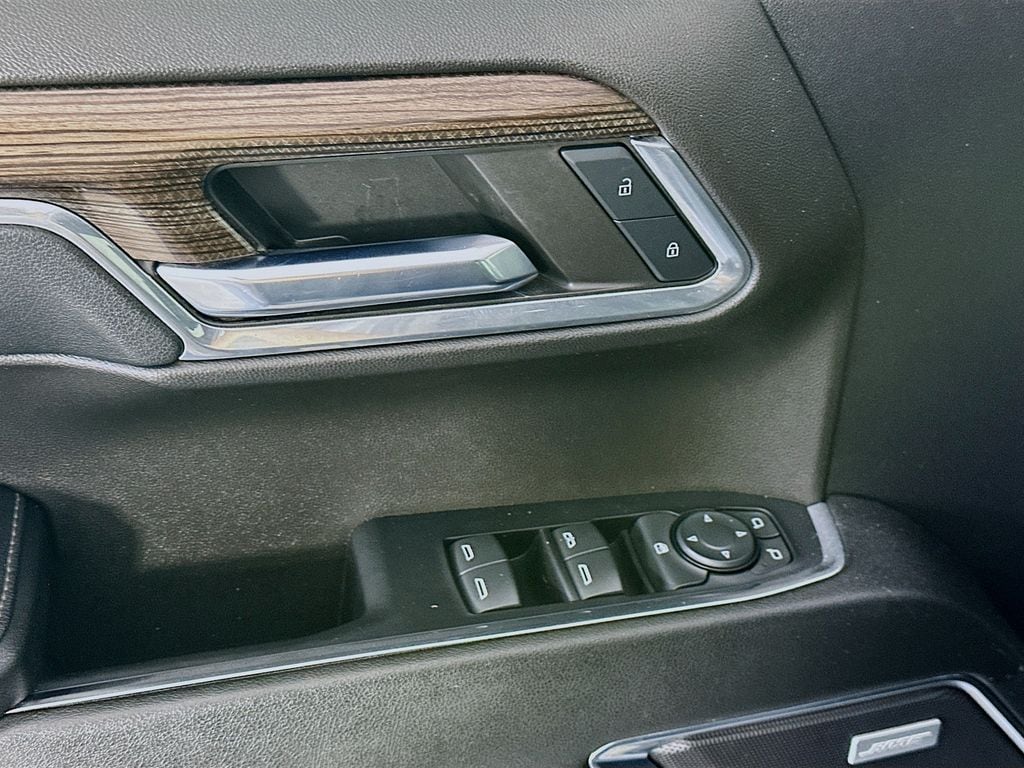 ChevroletSilverado 150024