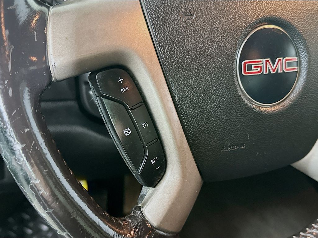 GMCSierra 2500HD23