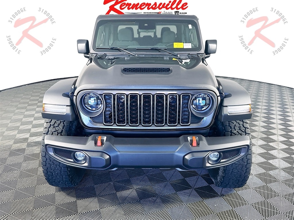 Used 2024 Jeep Gladiator Mojave with VIN 1C6JJTEG1RL114990 for sale in Kernersville, NC