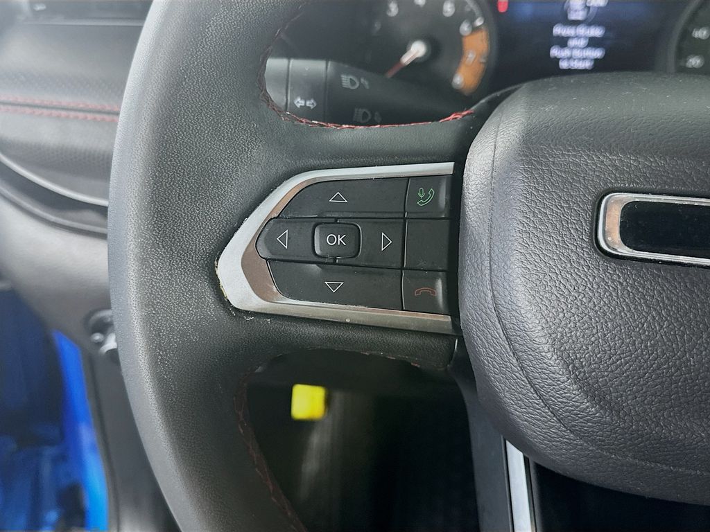 JeepCompass25