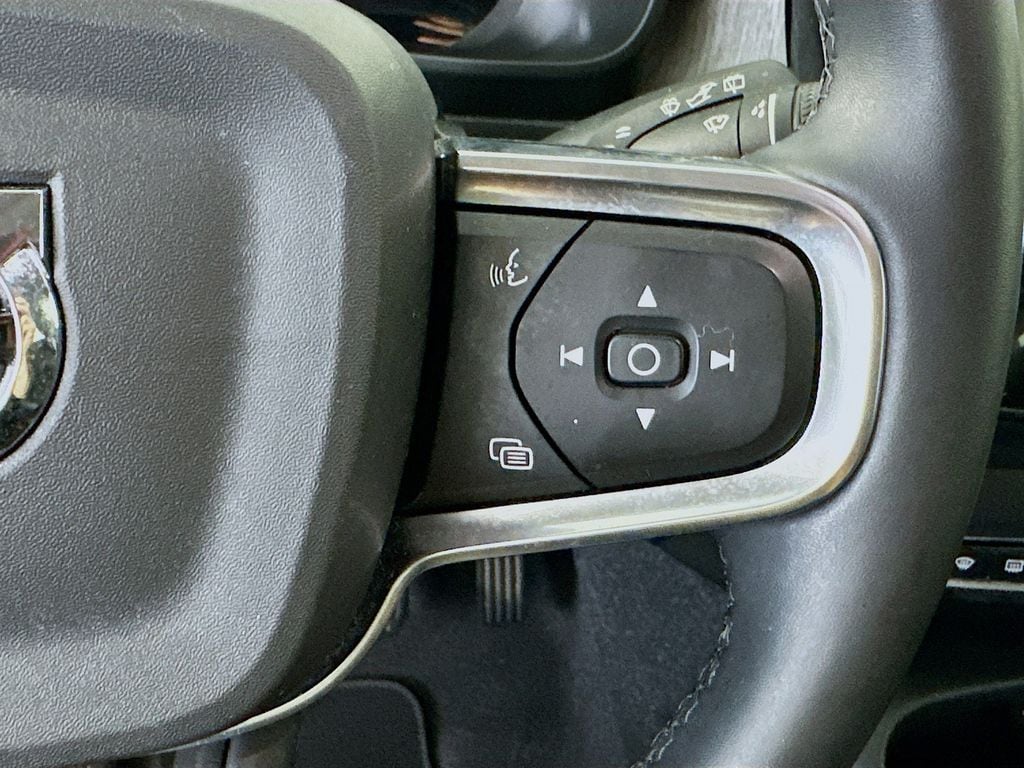 VolvoXC4026