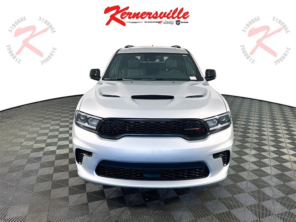 2025 Dodge Durango R/T Plus photo 2