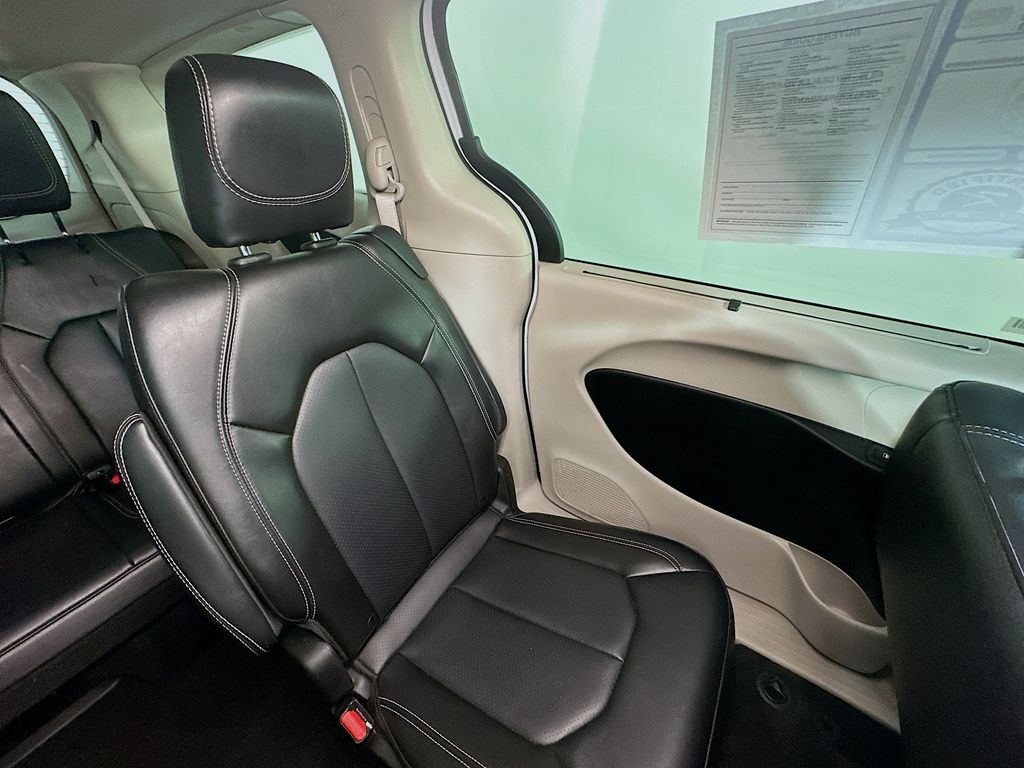 ChryslerPacifica14
