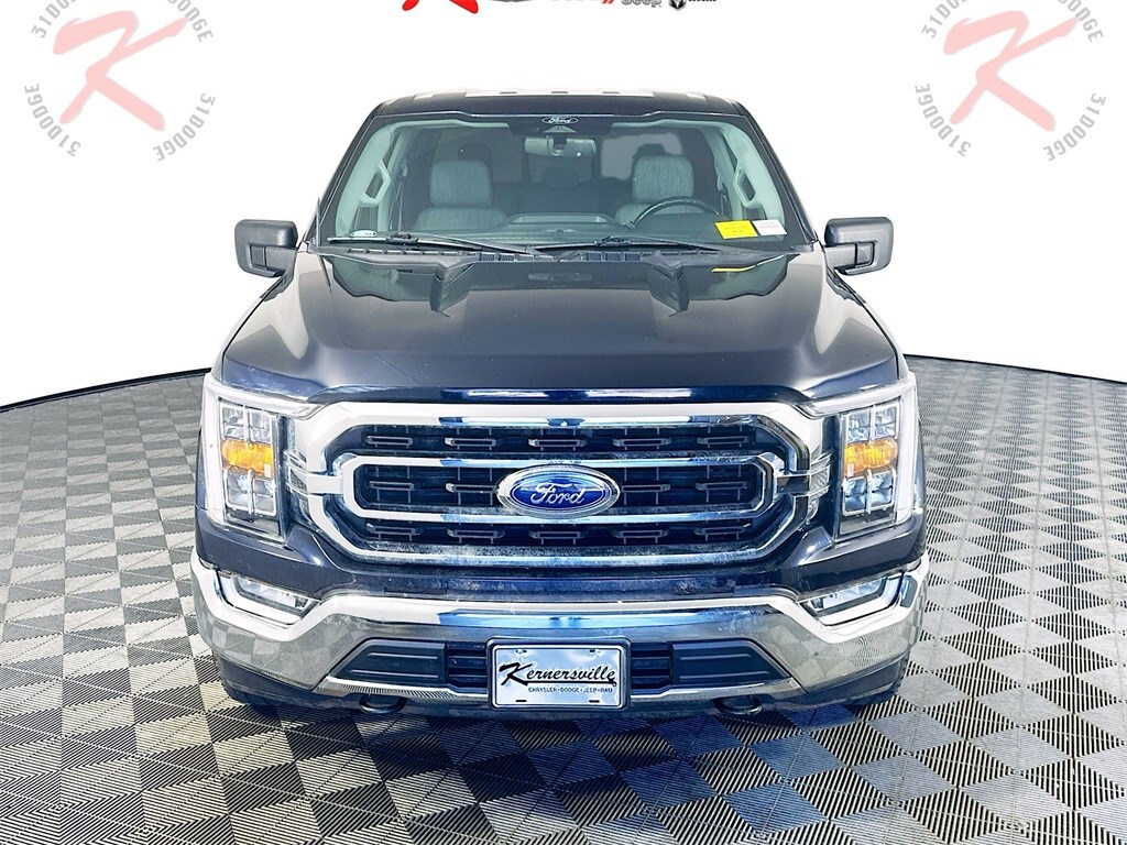 2022 Ford F-150 XLT photo 2