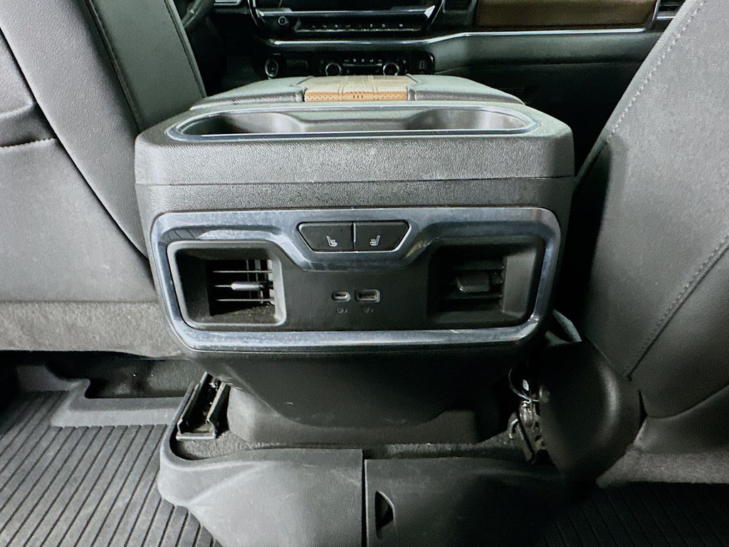 ChevroletSilverado 150035