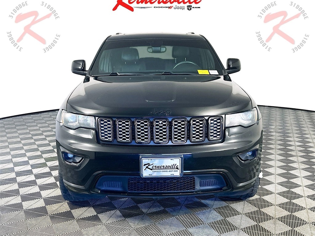 JeepGrand Cherokee2