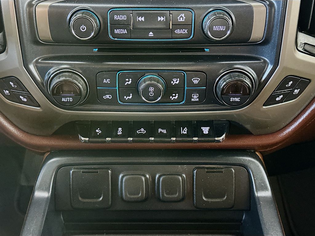 ChevroletSilverado 2500HD18