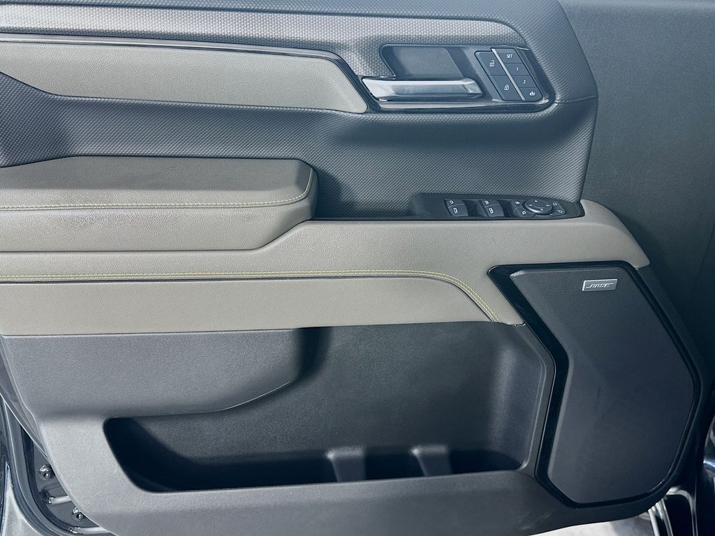 ChevroletSilverado 150025