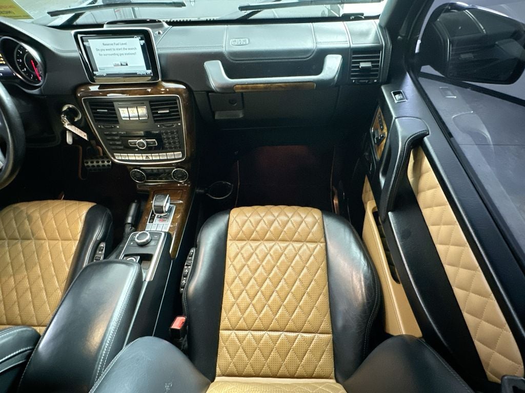 Mercedes-BenzG-Class11