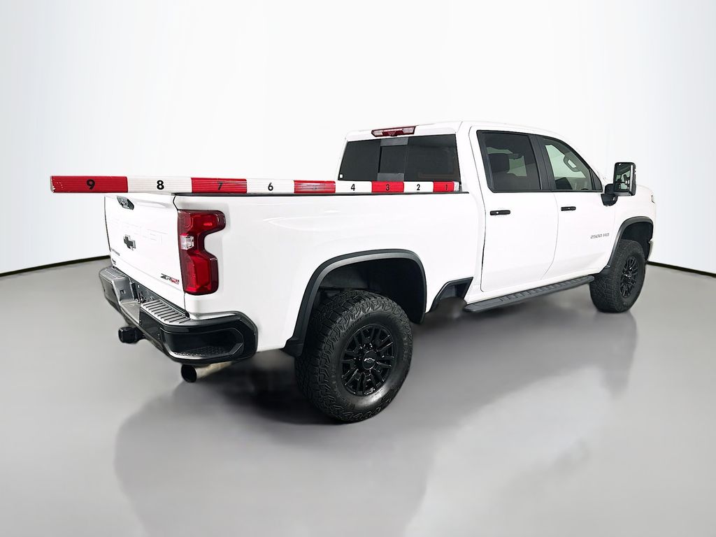 ChevroletSilverado 2500HD7