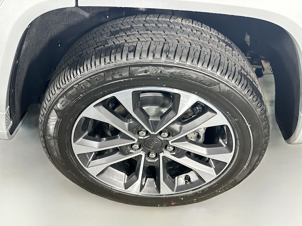 JeepGrand Cherokee17