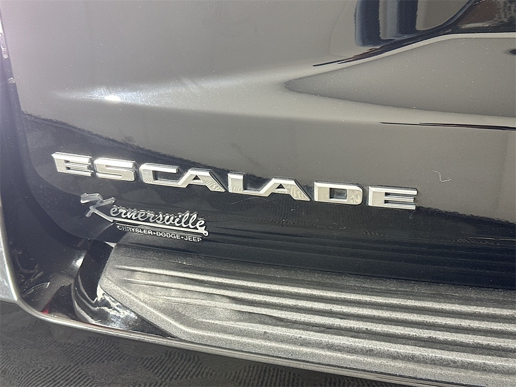 CadillacEscalade ESV28