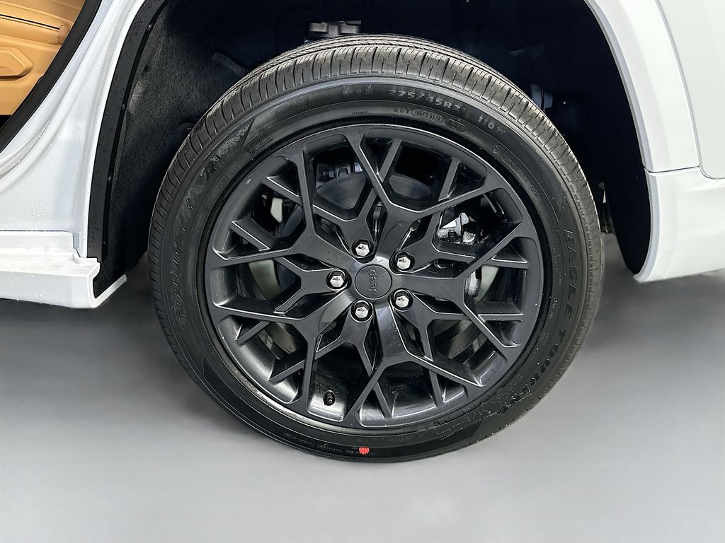 JeepGrand Cherokee L17
