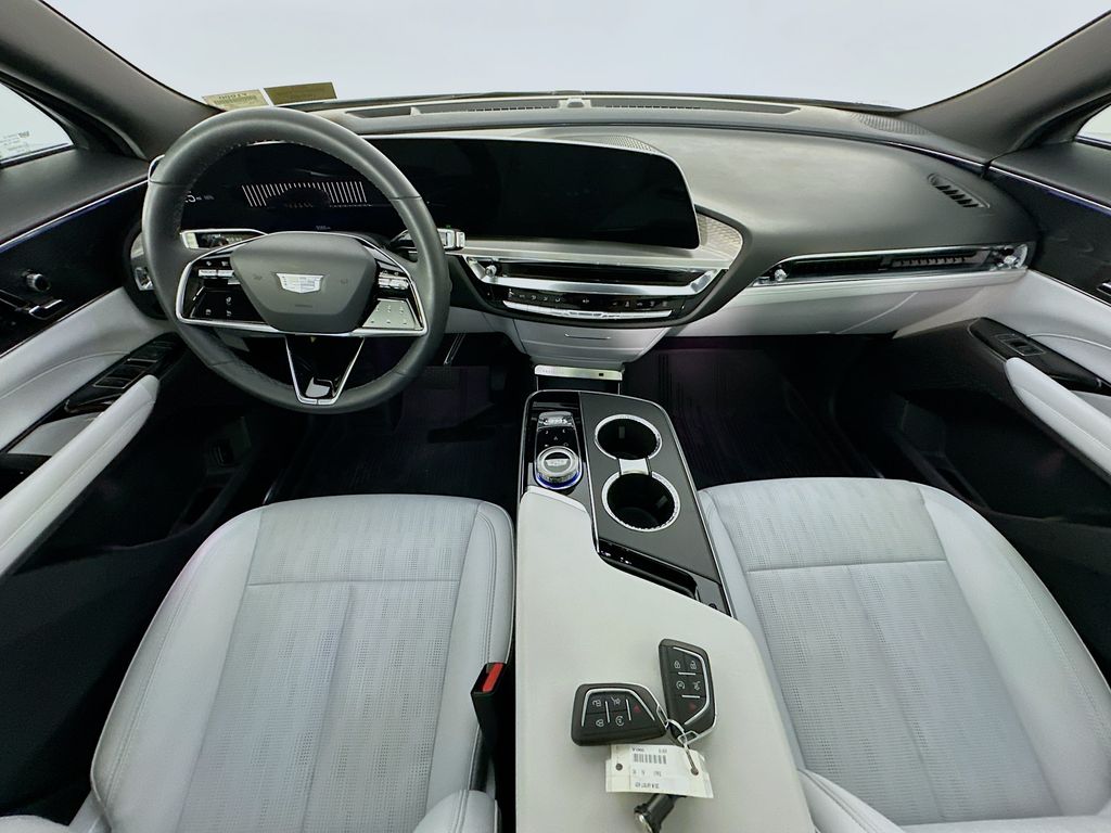 CadillacLyriq10