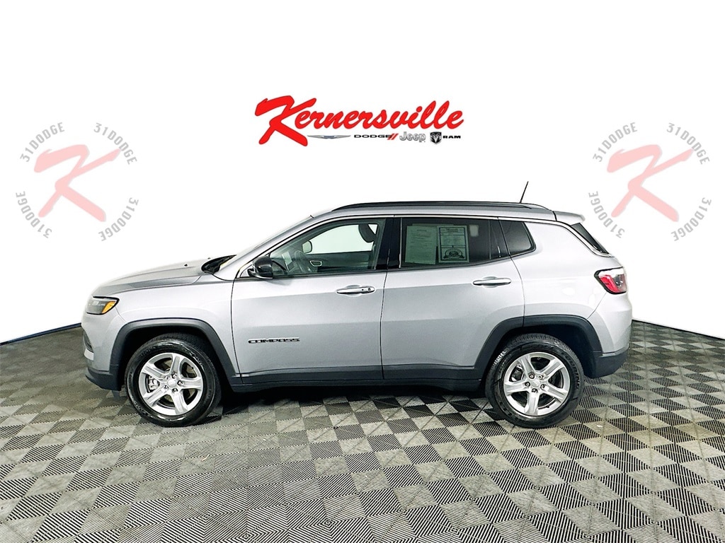 Used 2024 Jeep Compass Latitude SUV