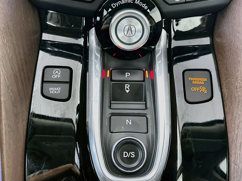 AcuraTLX16