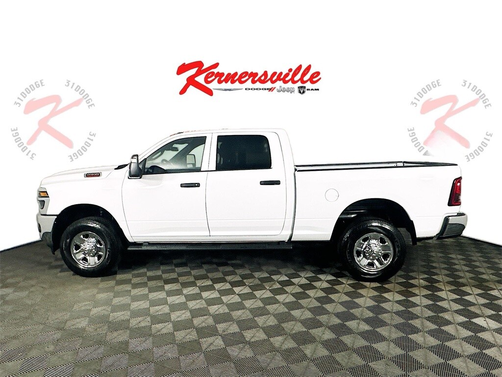 2025 Ram 2500 Tradesman photo 4