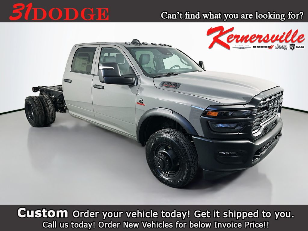 2026 RAM 3500 Tradesman Crew Cab's photo